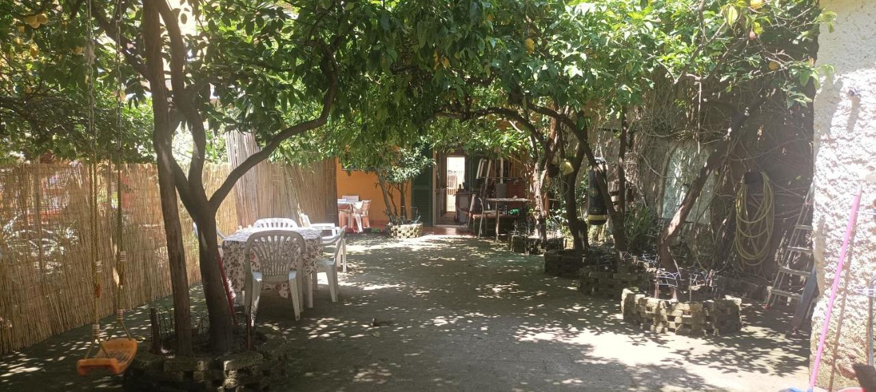 Il Giardino Nascosto Hotel Napels Buitenkant foto
